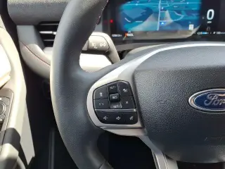 Ford Explorer 2025 AWD Active SUV de 4 puertas