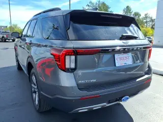 Ford Explorer 2025 AWD Active SUV de 4 puertas