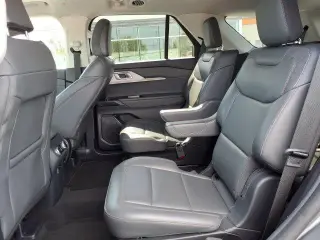 Ford Explorer 2025 AWD Active SUV de 4 puertas
