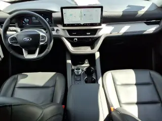 Ford Explorer 2025 AWD Active SUV de 4 puertas