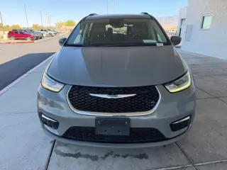 2022 Chrysler Pacifica