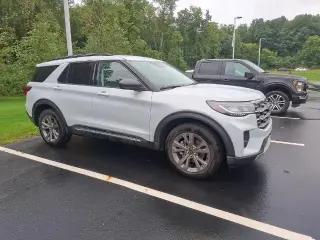 Ford Explorer 2025 AWD Active SUV de 4 puertas