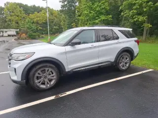 Ford Explorer 2025 AWD Active SUV de 4 puertas