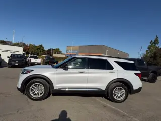 Ford Explorer 2025 AWD Active SUV de 4 puertas