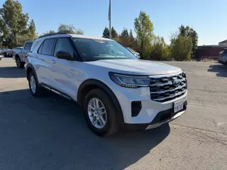 Ford Explorer 2025 AWD Active SUV de 4 puertas