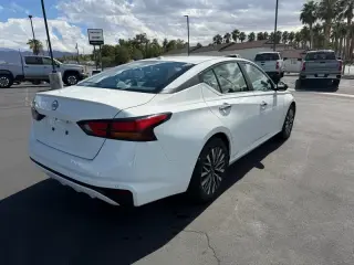 2025 Nissan Altima