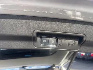 Ford Explorer 2025 SUV de 4 puertas Active con tracción en las cuatro ruedas (AWD)