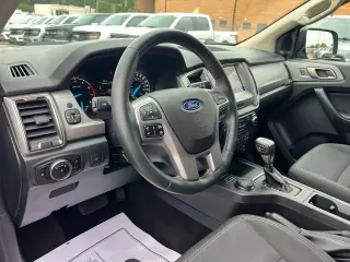 Ford Ranger 2023 4x4 XLT 4 puertas SuperCrew caja corta de 5.1 pies