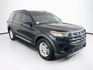 Ford Explorer 2025 SUV Activo de 4 puertas
