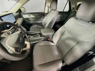 Ford Explorer 2025 SUV Activo de 4 puertas