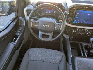 Ford F-150 2021 4x4 XLT 4 puertas SuperCrew caja corta de 5.5 pies
