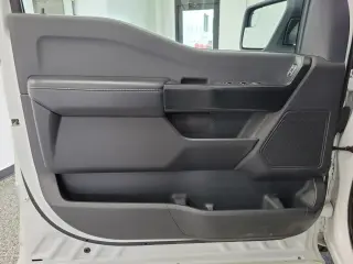 Ford F-150 2022 4x4 XL 4 puertas SuperCrew caja corta de 5.5 pies