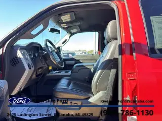 Ford F-250 Super Duty 2015 4x4 King Ranch 4 puertas Cabina Doble 6.8 pies Caja Corta Pickup