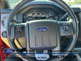 Ford F-250 Super Duty 2015 4x4 King Ranch 4 puertas Cabina Doble 6.8 pies Caja Corta Pickup