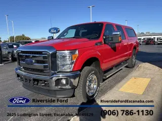 Ford F-250 Super Duty 2015 4x4 King Ranch 4 puertas Cabina Doble 6.8 pies Caja Corta Pickup