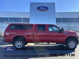 Ford F-250 Super Duty 2015 4x4 King Ranch 4 puertas Cabina Doble 6.8 pies Caja Corta Pickup