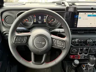 2024 Jeep Gladiator