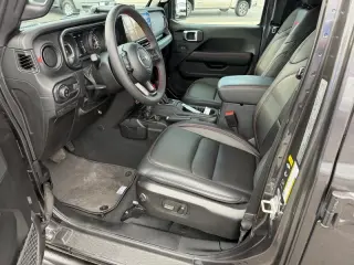 2024 Jeep Gladiator