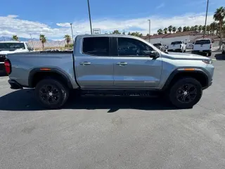 2024 GMC Canyon