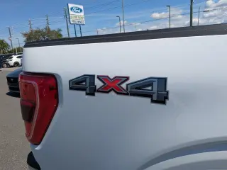 Ford F-150 2021 4x4 XLT 4 puertas SuperCrew caja corta de 5.5 pies