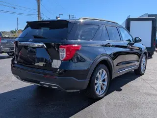 Ford Explorer 2021 AWD XLT SUV de 4 puertas