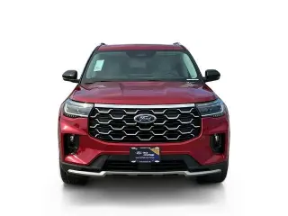 Ford Explorer 2025 AWD Platinum (SUV de 4 puertas)
