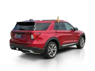 Ford Explorer 2025 AWD Platinum (SUV de 4 puertas)