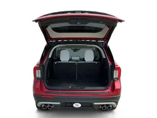Ford Explorer 2025 AWD Platinum (SUV de 4 puertas)