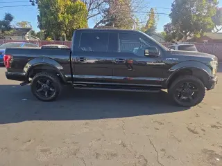 Ford F-150 2015 4x4 Lariat 4 puertas SuperCrew 5.5 pies SB