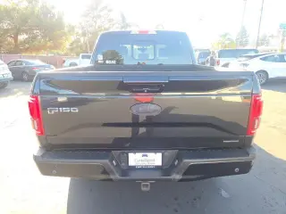 Ford F-150 2015 4x4 Lariat 4 puertas SuperCrew 5.5 pies SB