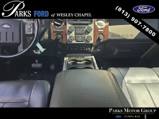 Ford F-250 Super Duty 2013 4x4 Lariat 4 puertas Cabina Crew Cab de 6.8 pies con caja corta