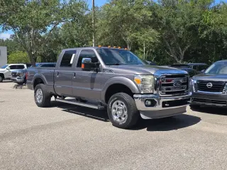 Ford F-250 Super Duty 2013 4x4 Lariat 4 puertas Cabina Crew Cab de 6.8 pies con caja corta