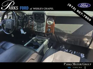 Ford F-250 Super Duty 2013 4x4 Lariat 4 puertas Cabina Crew Cab de 6.8 pies con caja corta