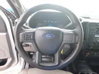 Ford F-150 2017 4x2 XL 4 puertas SuperCrew caja corta de 5.5 pies