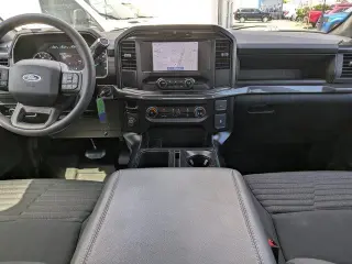 Ford F-150 2023 4x2 XL 4puertas SuperCrew 5.5 pies SB