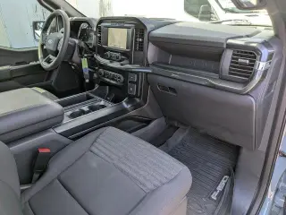 Ford F-150 2023 4x2 XL 4puertas SuperCrew 5.5 pies SB