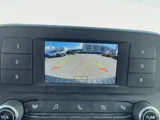 Ford Transit 2025 250 3 puertas SWB Furgoneta de carga de techo bajo