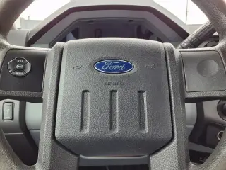Ford F-250 Super Duty 2012 4x4 XL 2dr Cab Pickup de 8 pies de largo