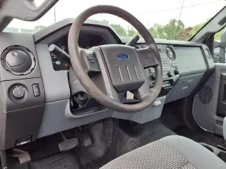 Ford F-250 Super Duty 2012 4x4 XL 2dr Cab Pickup de 8 pies de largo