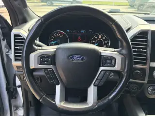 Ford F-150 2019 4x4 Platinum 4 puertas SuperCrew caja corta de 5.5 pies