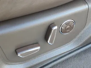 Ford F-150 2020 4x4 King Ranch 4 puertas SuperCrew caja corta de 5.5 pies