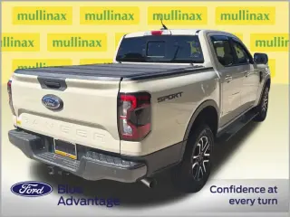 Ford Ranger 2025 4x2 Lariat 4 puertas SuperCrew 5.0 pies SB