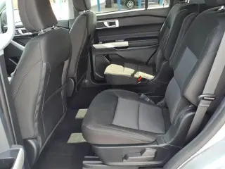 Ford Explorer 2023 AWD XLT SUV de 4 puertas