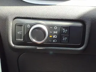 Ford Explorer 2023 AWD XLT SUV de 4 puertas