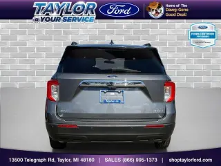 Ford Explorer 2023 AWD XLT SUV de 4 puertas