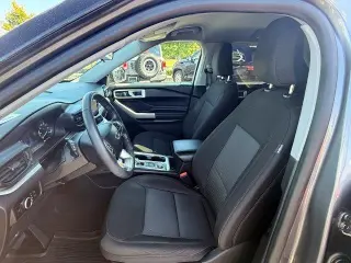 Ford Explorer 2023 AWD XLT SUV de 4 puertas