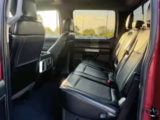 Ford F-250 Super Duty 2019 4x4 Lariat Cabina Doble 4 pnas. Cama Corta de 6.8 pies Pickup