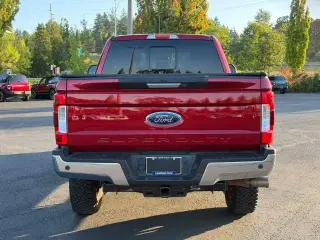 Ford F-250 Super Duty 2019 4x4 Lariat Cabina Doble 4 pnas. Cama Corta de 6.8 pies Pickup