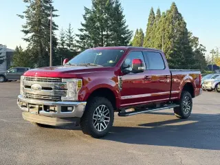 Ford F-250 Super Duty 2019 4x4 Lariat Cabina Doble 4 pnas. Cama Corta de 6.8 pies Pickup