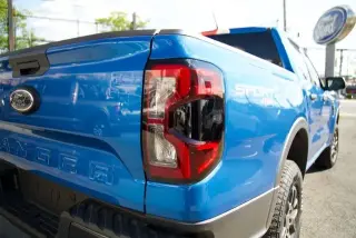Ford Ranger 2025 4x4 XLT 4 puertas SuperCrew caja corta de 5.0 pies